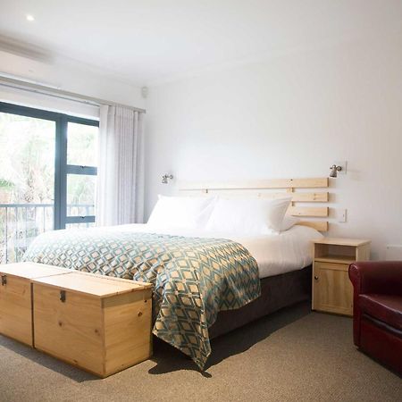 7 Ackermann Place Guest House Стеленбош Стая снимка