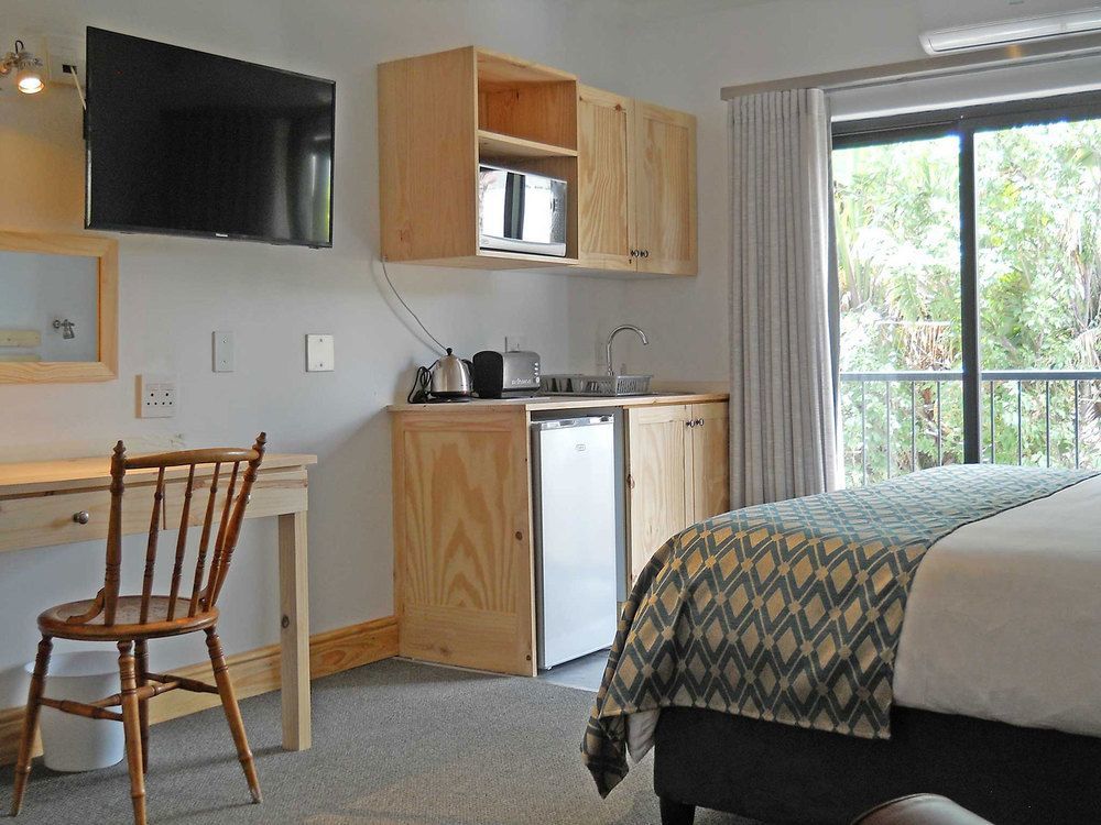 7 Ackermann Place Guest House Стеленбош Екстериор снимка