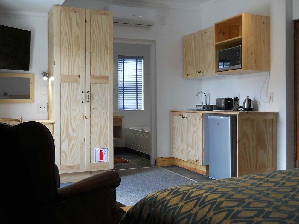 7 Ackermann Place Guest House Стеленбош Екстериор снимка